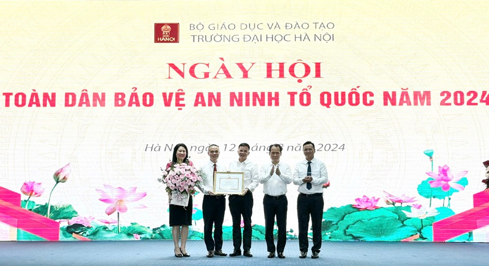 Nâng cao nhận thức của sinh viên về bảo vệ an ninh Tổ quốc