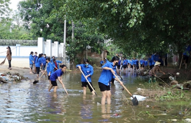 Chủ tịch UBND TP Hà Nội chỉ đạo tập trung ứng phó mưa lũ