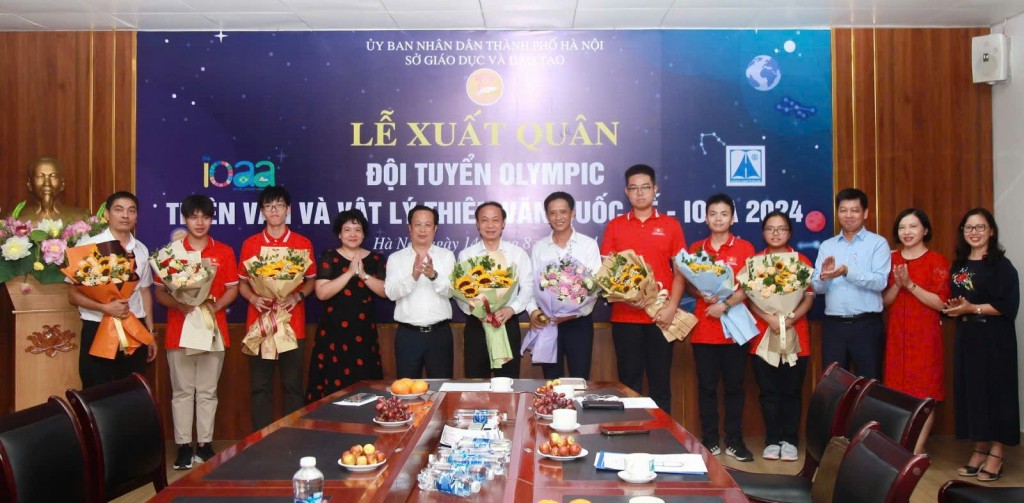 5 học sinh thi Olympic Thiên văn và Vật lý thiên văn quốc tế