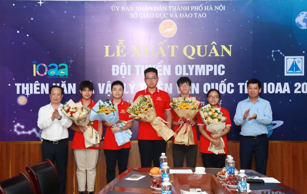 5 học sinh thi Olympic Thiên văn và Vật lý thiên văn quốc tế