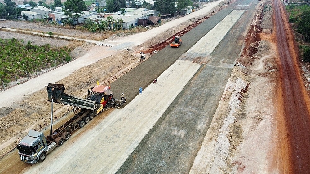 Bà Rịa - Vũng Tàu phát động thi đua lập thành tích chào mừng các ngày lễ lớn