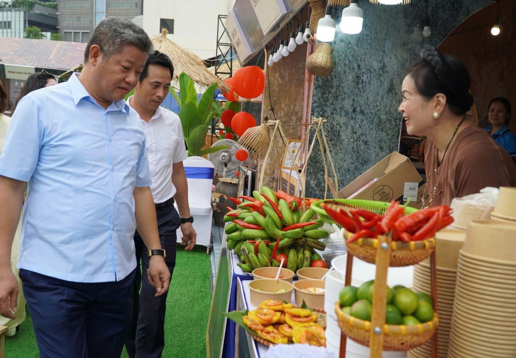 Hấp dẫn sản phẩm OCOP tại chương trình “Những ngày Hà Nội tại TP Hồ Chí Minh”