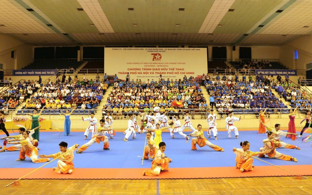 Hoạt động giao hữu thể thao thu hút nhiều vận động viên tham gia tranh tài