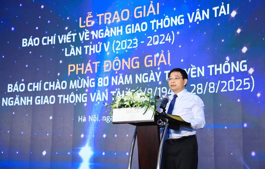 Trao giải “Báo chí viết về ngành Giao thông vận tải lần thứ V”