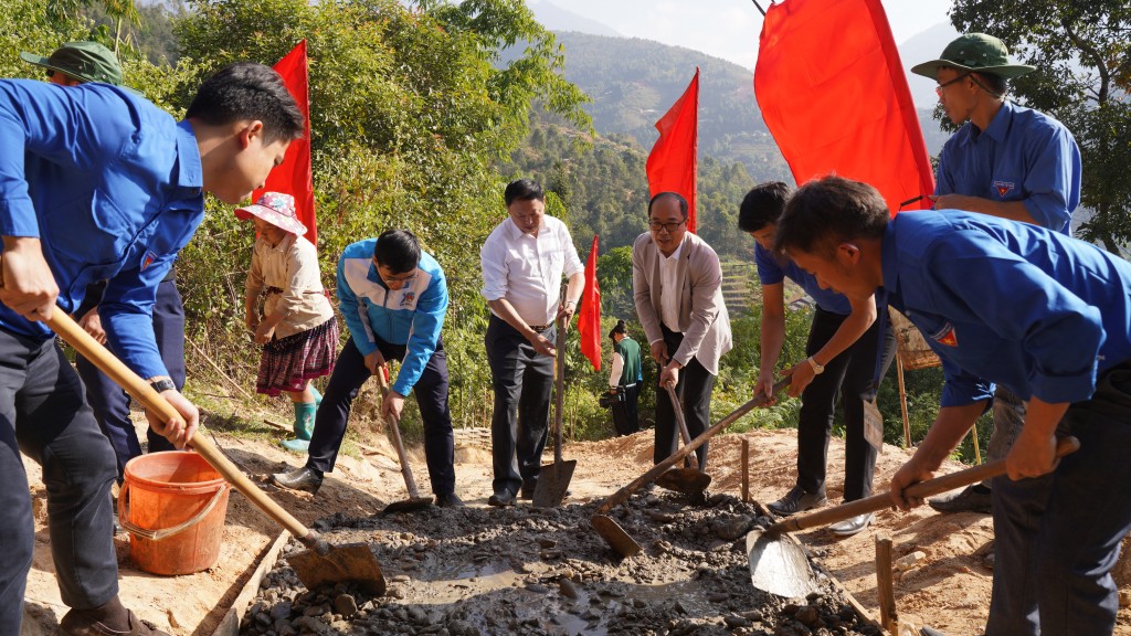 Sức trẻ Yên Bái trên những bản làng