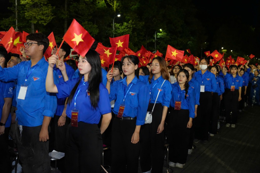 Chương trình chính luận nghệ thuật đặc biệt “Lời người để lại”