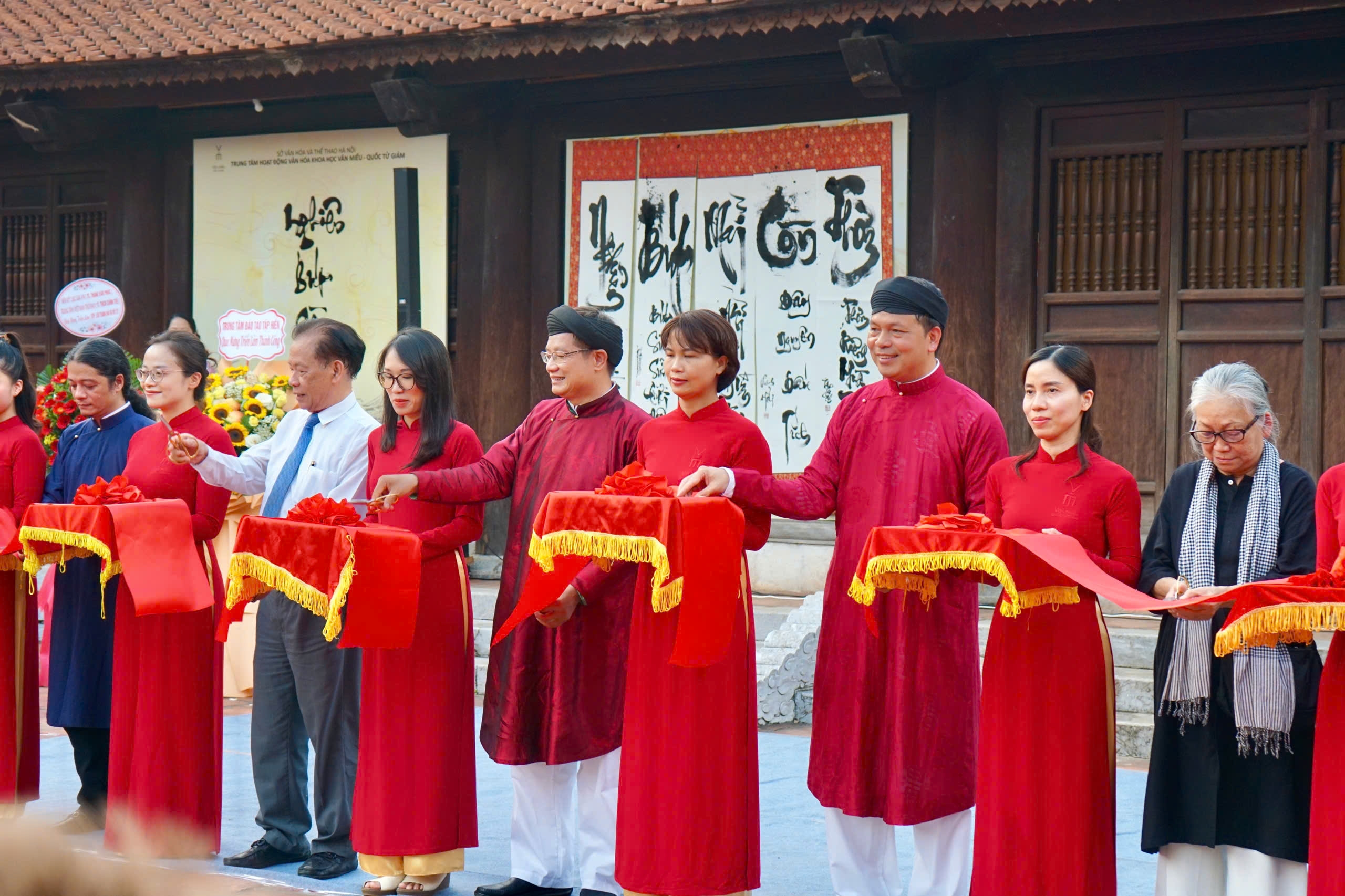 Ấn tượng với triển lãm “Nghiên bút còn thơm”