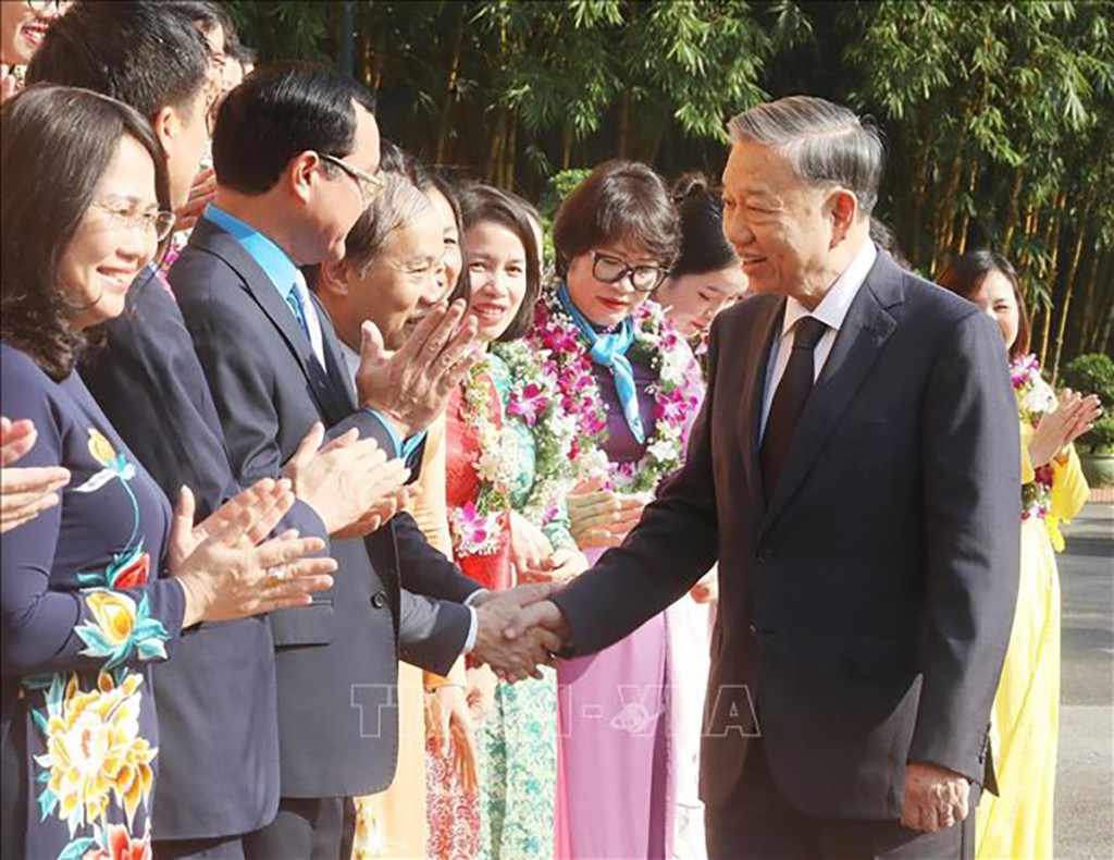 Tổng Bí thư, Chủ tịch nước Tô Lâm: Phong trào “Tham mưu giỏi, phục vụ tốt” góp phần nâng cao đạo đức công vụ