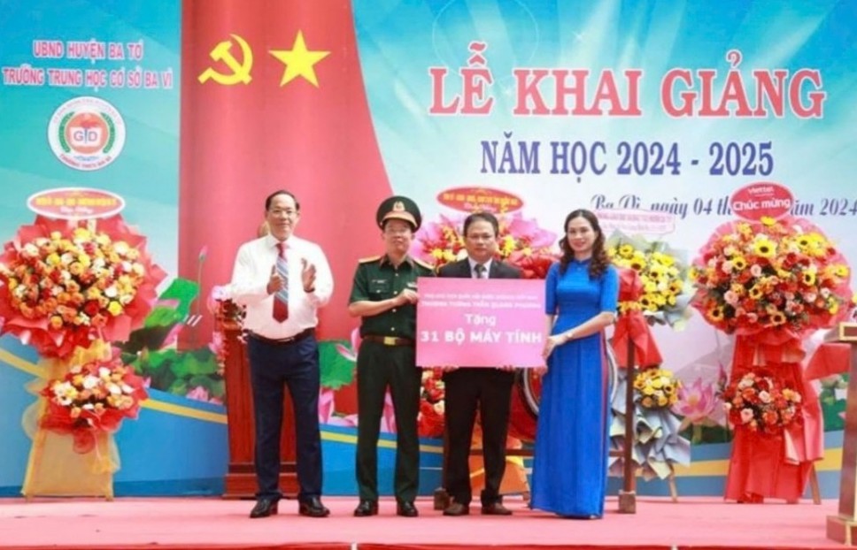 Hơn 271.000 học sinh Quảng Ngãi hân hoan chào đón năm học mới