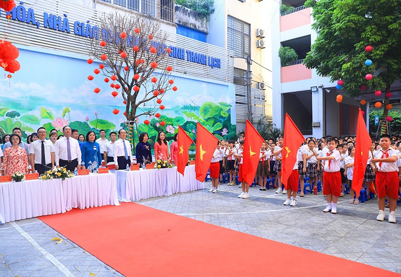 Trường Tiểu học Chu Văn An vững vàng, tự tin bước vào năm học mới