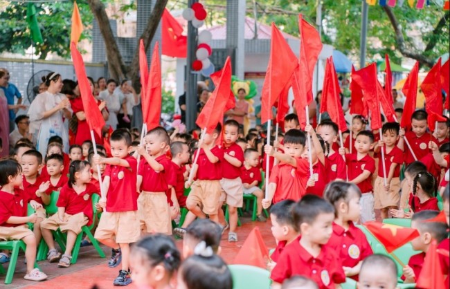 Bộ GD&ĐT đề xuất sáp nhập trường mầm non, tiểu học quy mô nhỏ