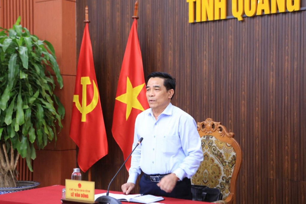 Chủ tịch UBND tỉnh Quảng Nam Lê Văn Dũng phát biểu tại phiên họp (Ảnh: quangnam.gov.vn)