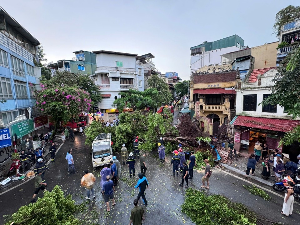 Những lưu ý di chuyển an toàn khi bão YAGI đổ bộ