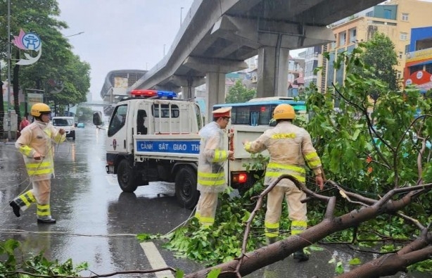 Quận Cầu Giấy đẩy cao mức độ phòng chống bão Yagi