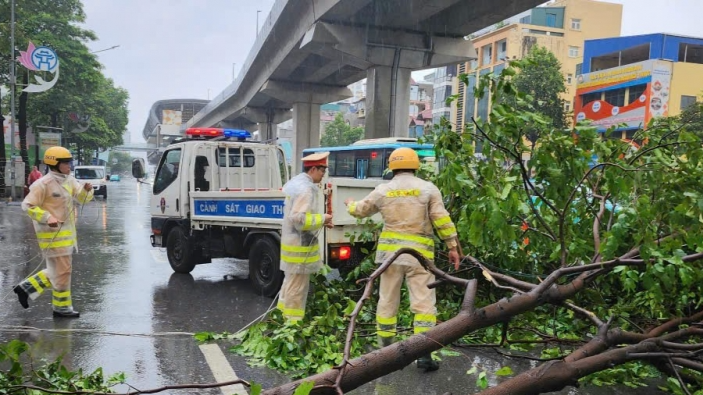 Quận Cầu Giấy: Đẩy cao mức độ phòng chống bão Yagi