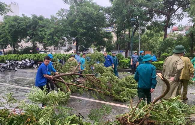 Thủ đô dồn lực khắc phục hậu quả bão số 3