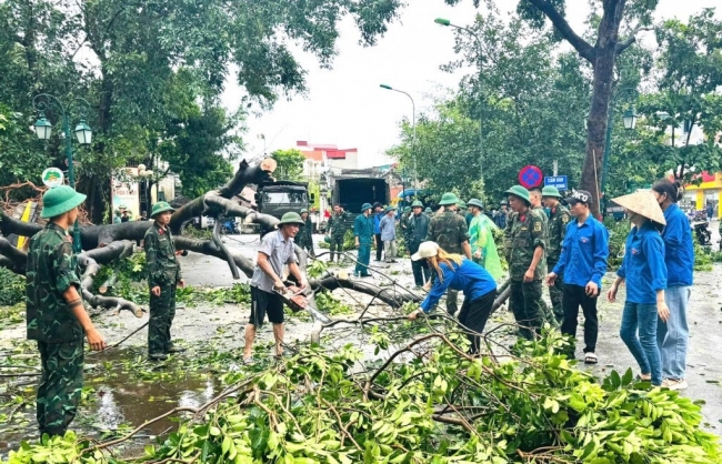 Hơn 10.000 cán bộ, chiến sĩ được huy động ứng phó với bão Yagi