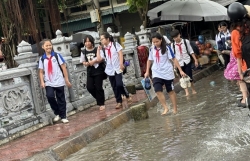 Linh hoạt ứng phó với thời tiết, đảm bảo an toàn cho học sinh