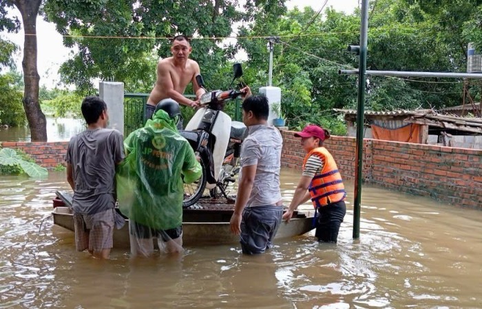 Đảm bảo nước sạch, an toàn vệ sinh thực phẩm trước nguy cơ lũ