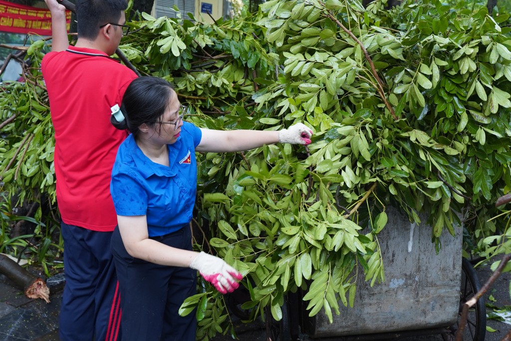 Đồng chí Trần Kim Huyền, Bí thư Quận đoàn Hoàn Kiếm