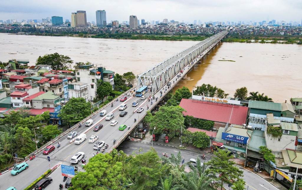 Trong trường hợp cần thiết dừng hoạt động các cầu vượt qua sông