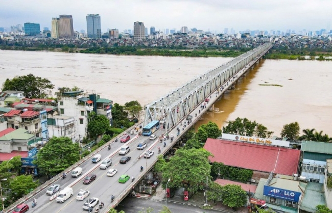 Trong trường hợp cần thiết dừng hoạt động các cầu vượt qua sông