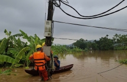 EVN nỗ lực ứng phó và vận hành an toàn lưới điện