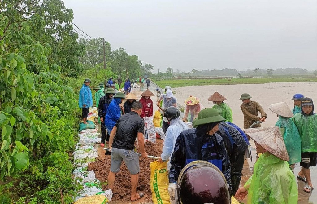 Đảm bảo ứng trực y tế đối phó lũ lớn trên các tuyến sông