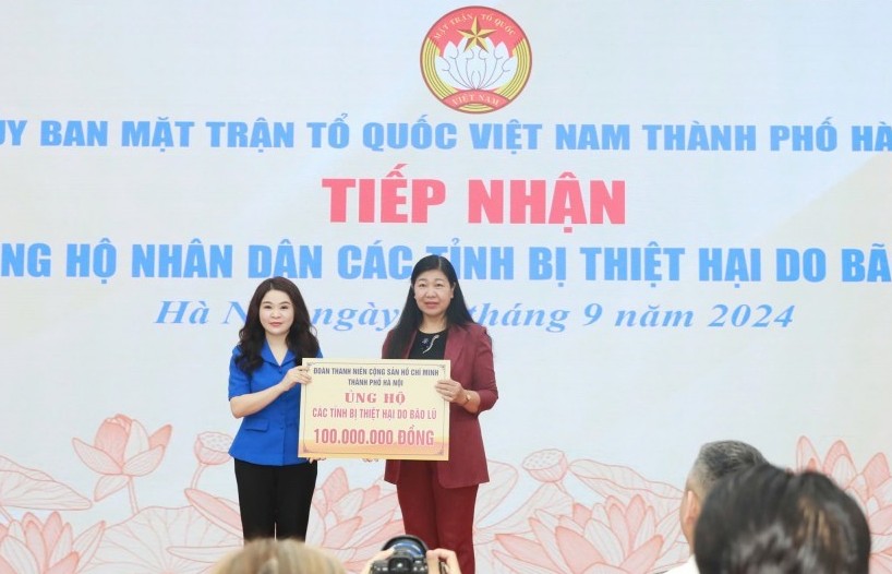 Tiếp nhận gần 13 tỷ đồng ủng hộ đồng bào vùng bão lũ