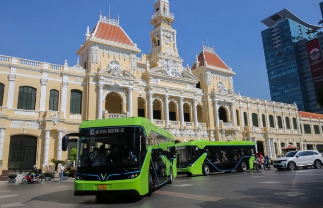 TP Hồ Chí Minh phát triển xe buýt điện, quyết giảm phát thải metan