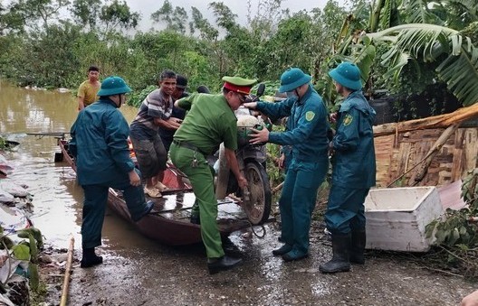 Hà Nội: Di dời 27.980 người dân đến nơi tránh trú lũ an toàn