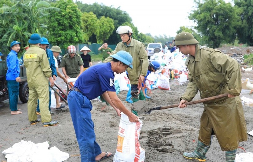 Tập trung kiểm tra, sẵn sàng phương án bảo vệ tuyến đê xung yếu