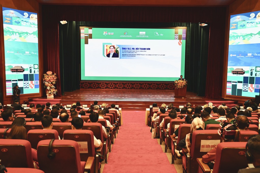 Hội nghị quốc tế lần thứ 8 của Mạng lưới Công viên địa chất toàn cầu UNESCO khu vực châu Á-Thái Bình Dương được tổ chức tại Cao Bằng từ ngày 5-17/9, với khoảng 800-1.000 đại biểu trong nước và quốc tế tham dự - Ảnh: VGP/Minh Ngọc
