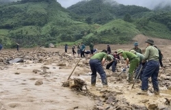 Bệnh viện Bạch Mai: Tập trung điều trị 2 bệnh nhân bị lũ quét tại Làng Nủ