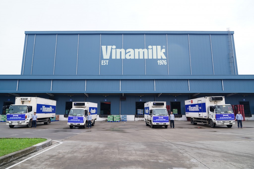 Vinamilk hỗ trợ gần 3 tỷ đồng sản phẩm dinh dưỡng thiết yếu cho người dân miền Bắc