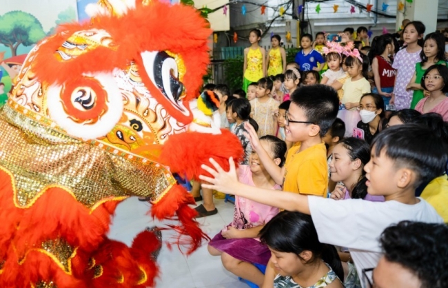 Tăng cường chăm lo cho con đoàn viên, lao động dịp Tết Trung thu