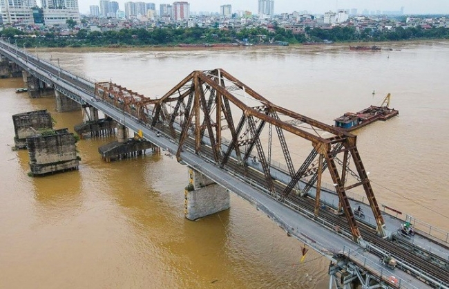 Hà Nội: Dỡ lệnh cấm người và xe qua cầu Long Biên và cầu Đuống từ 15h chiều nay