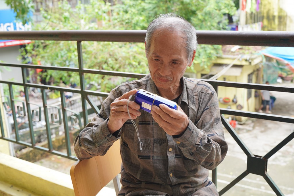 Nghĩa tình đồng bào, chia sẻ yêu thương đùm bọc trong mùa mưa, lũ Nghĩa tình đồng bào, chia sẻ yêu thương đùm bọc trong mùa mưa, lũ