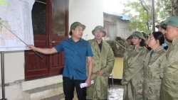 Chương Mỹ quyết liệt không để người dân bị cô lập trong vùng lũ