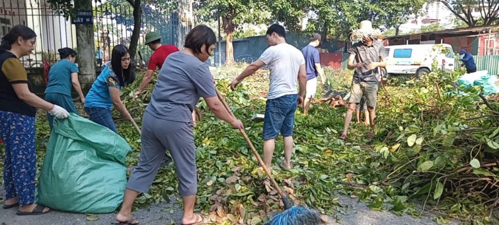 Toàn dân vệ sinh môi trường, khắc phục hậu quả mưa bão