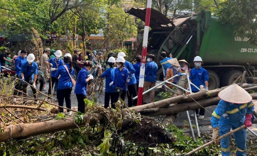 Quận Đống Đa: Chung tay tổng vệ sinh môi trường