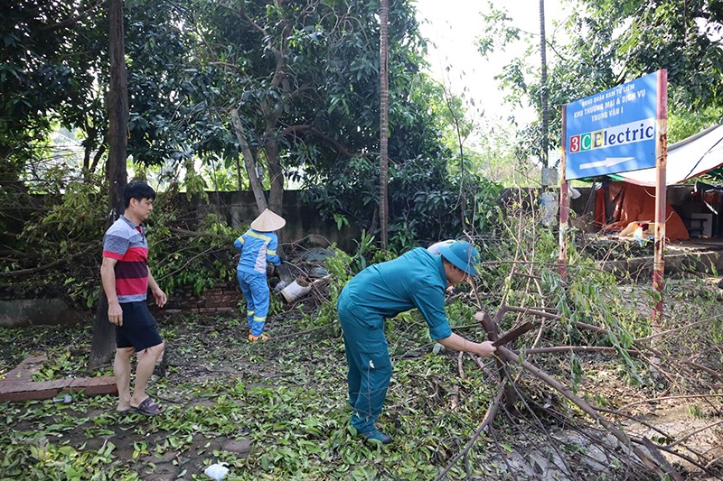 Quận Nam Từ Liêm: Tổng lực vệ sinh sau bão