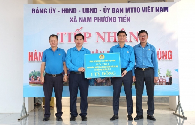 Hỗ trợ 1 tỷ đồng cho lao động bị ảnh hưởng bởi bão lũ