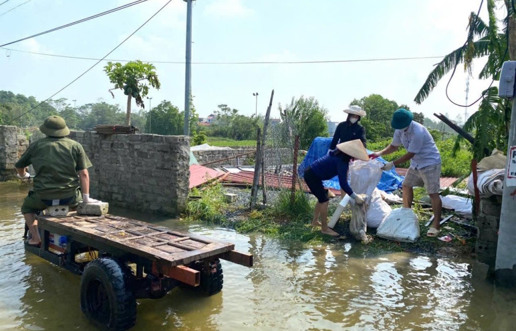 Tăng cường tổng vệ sinh môi trường, phòng chống dịch bệnh mùa mưa lũ