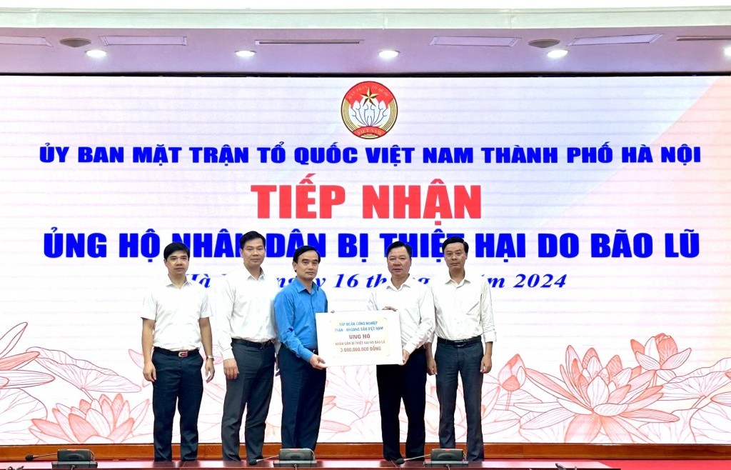 Hơn 61,4 tỷ đồng ủng hộ Nhân dân bị thiệt hại do bão lũ