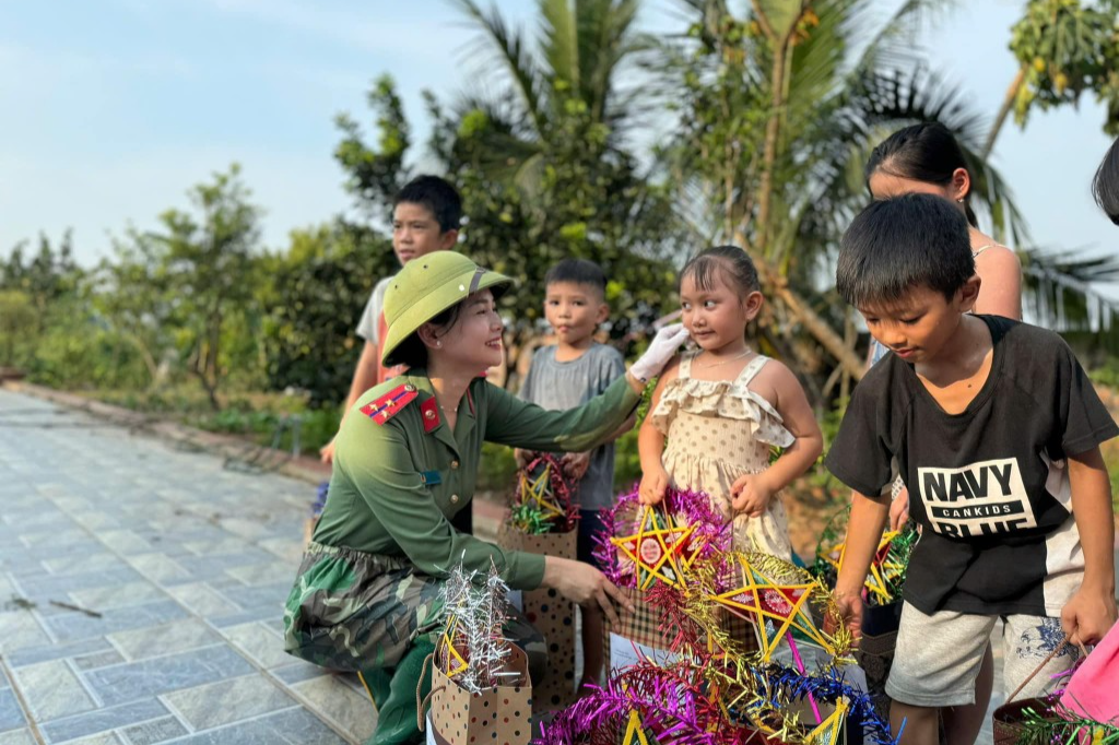 Trung thu ấm áp...