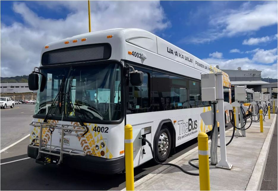 Honolulu (Hawaii) được chính phủ liên bang tài trợ tổng 75 triệu USD cho dự án xe bus điện nhằm giảm phát thải khí nhà kính có hại