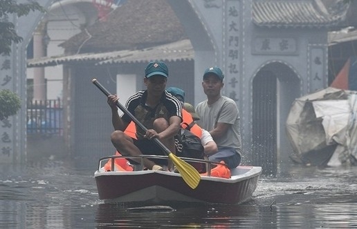 Rà soát, sơ tán dân khi mưa lớn, lũ sông đang lên trở lại