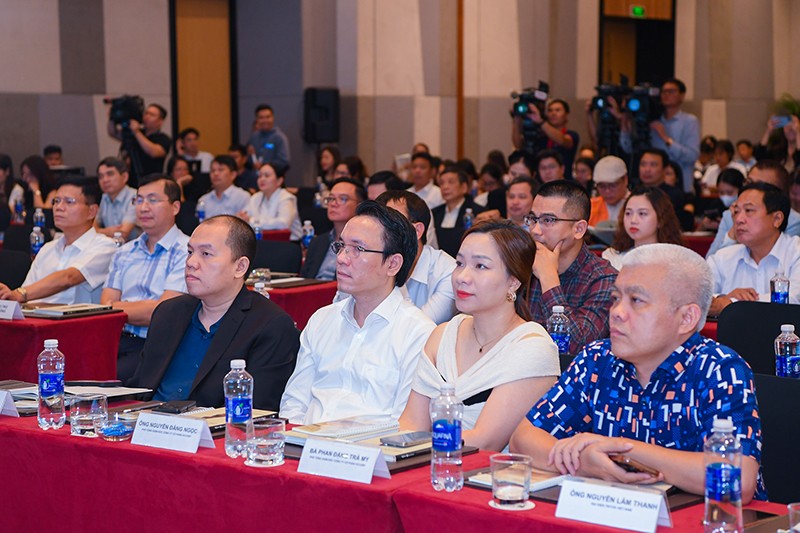 Các đại biểu dự lễ công bố Các đại biểu dự lễ công bố