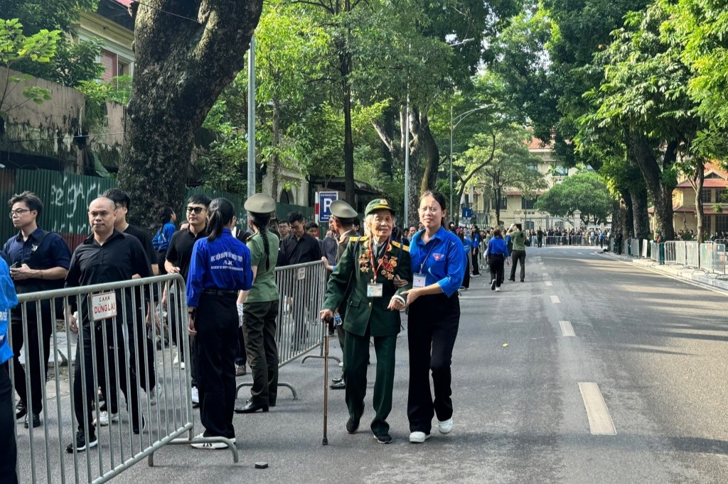 Thanh niên Thủ đô 